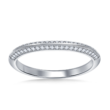 Knife Edge Pave Diamond Wedding Band in 18K White Gold (1/4 cttw.)