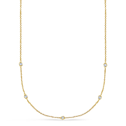 Diamond Station Necklace in 14K Yellow Gold (1/8 cttw.)